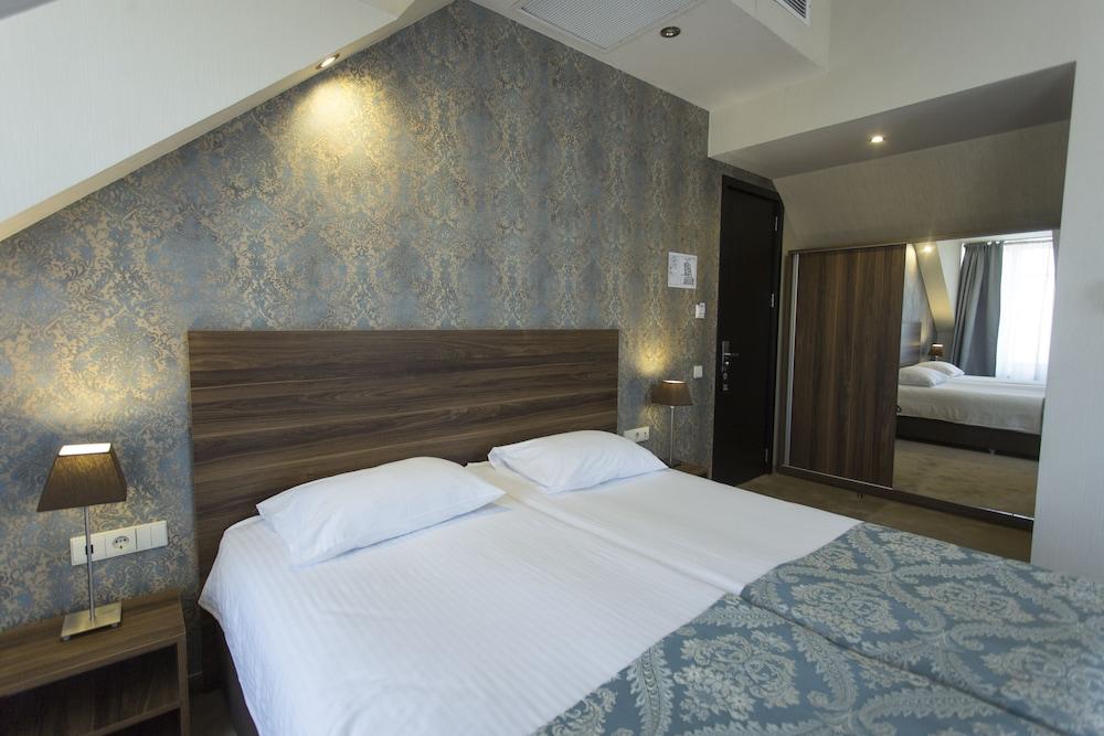 Old Meidan Tbilisi By Urban Hotels Exterior foto